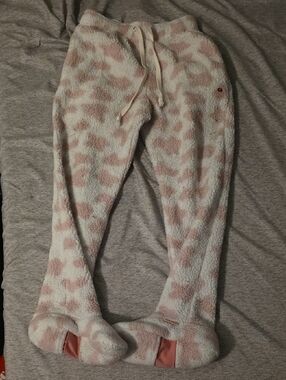 Women’s Plush Pink & White Cozy Lounge Pants